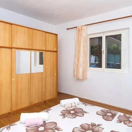 Sonja Apartment *