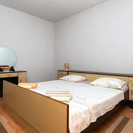 Sonja Apartment