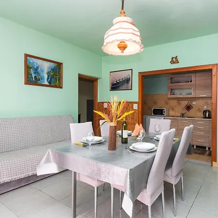 Sonja Apartment *